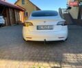 Белый Тесла Модель 3, объемом двигателя 0 л и пробегом 235 тыс. км за 16700 $, фото 8 на Automoto.ua