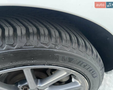 Білий Тесла Модель 3, об'ємом двигуна 0 л та пробігом 262 тис. км за 18400 $, фото 23 на Automoto.ua