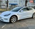 Белый Тесла Модель 3, объемом двигателя 0 л и пробегом 211 тыс. км за 14490 $, фото 4 на Automoto.ua