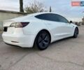 Белый Тесла Модель 3, объемом двигателя 0 л и пробегом 129 тыс. км за 4900 $, фото 3 на Automoto.ua