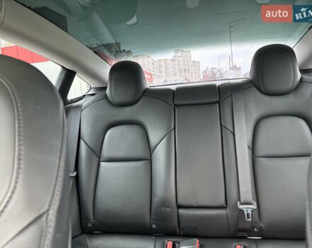 Белый Тесла Модель 3, объемом двигателя 0 л и пробегом 118 тыс. км за 21600 $, фото 9 на Automoto.ua