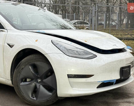 Білий Тесла Модель 3, об'ємом двигуна 0 л та пробігом 79 тис. км за 15200 $, фото 8 на Automoto.ua