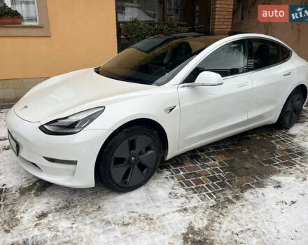 Белый Тесла Модель 3, объемом двигателя 0 л и пробегом 177 тыс. км за 17500 $, фото 10 на Automoto.ua