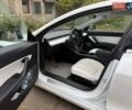 Белый Тесла Модель 3, объемом двигателя 0 л и пробегом 200 тыс. км за 18000 $, фото 6 на Automoto.ua