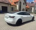 Білий Тесла Модель 3, об'ємом двигуна 0 л та пробігом 118 тис. км за 13700 $, фото 10 на Automoto.ua