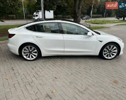 Білий Тесла Модель 3, об'ємом двигуна 0 л та пробігом 79 тис. км за 16500 $, фото 9 на Automoto.ua