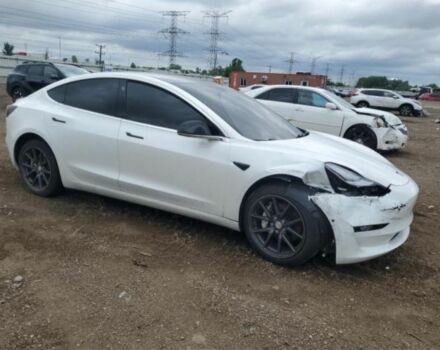 Белый Тесла Модель 3, объемом двигателя 0 л и пробегом 190 тыс. км за 12500 $, фото 3 на Automoto.ua