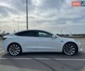 Белый Тесла Модель 3, объемом двигателя 0 л и пробегом 77 тыс. км за 19899 $, фото 1 на Automoto.ua