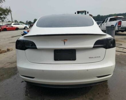 Білий Тесла Модель 3, об'ємом двигуна 0 л та пробігом 32 тис. км за 6000 $, фото 4 на Automoto.ua