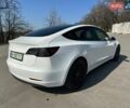 Белый Тесла Модель 3, объемом двигателя 0 л и пробегом 80 тыс. км за 21000 $, фото 3 на Automoto.ua