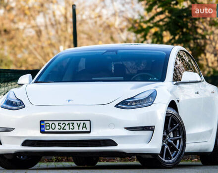 Белый Тесла Модель 3, объемом двигателя 0 л и пробегом 146 тыс. км за 17500 $, фото 6 на Automoto.ua