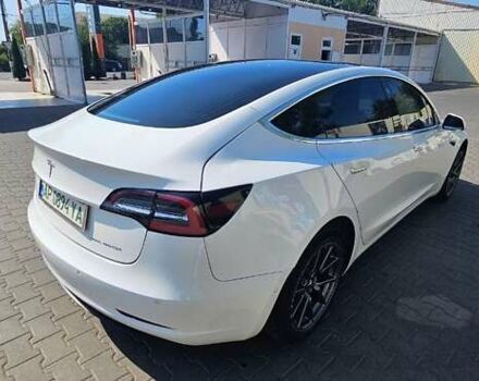 Белый Тесла Модель 3, объемом двигателя 0 л и пробегом 87 тыс. км за 19000 $, фото 7 на Automoto.ua