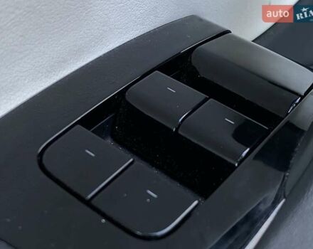 Белый Тесла Модель 3, объемом двигателя 0 л и пробегом 85 тыс. км за 18000 $, фото 30 на Automoto.ua