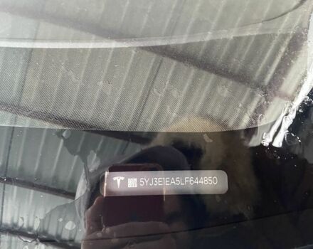 Белый Тесла Модель 3, объемом двигателя 0 л и пробегом 95 тыс. км за 14999 $, фото 2 на Automoto.ua