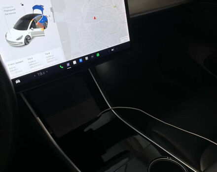 Белый Тесла Модель 3, объемом двигателя 0 л и пробегом 220 тыс. км за 16500 $, фото 22 на Automoto.ua