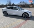 Белый Тесла Модель 3, объемом двигателя 0 л и пробегом 167 тыс. км за 25500 $, фото 15 на Automoto.ua