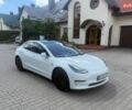Білий Тесла Модель 3, об'ємом двигуна 0 л та пробігом 118 тис. км за 13700 $, фото 7 на Automoto.ua