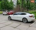 Белый Тесла Модель 3, объемом двигателя 0 л и пробегом 93 тыс. км за 18957 $, фото 5 на Automoto.ua