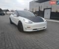 Белый Тесла Модель 3, объемом двигателя 0 л и пробегом 92 тыс. км за 16900 $, фото 1 на Automoto.ua