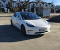 Білий Тесла Модель 3, об'ємом двигуна 0 л та пробігом 95 тис. км за 13500 $, фото 1 на Automoto.ua