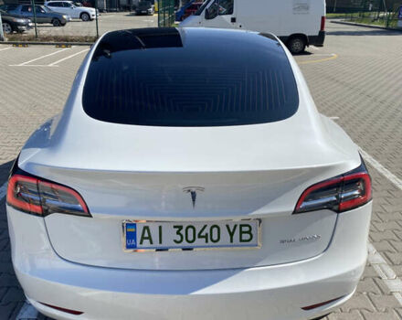 Белый Тесла Модель 3, объемом двигателя 0 л и пробегом 117 тыс. км за 21900 $, фото 6 на Automoto.ua