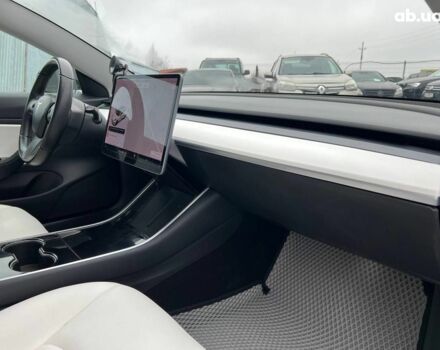 Білий Тесла Модель 3, об'ємом двигуна 0 л та пробігом 203 тис. км за 12000 $, фото 38 на Automoto.ua