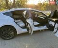 Белый Тесла Модель 3, объемом двигателя 0 л и пробегом 99 тыс. км за 20900 $, фото 30 на Automoto.ua