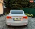 Білий Тесла Модель 3, об'ємом двигуна 0 л та пробігом 172 тис. км за 12950 $, фото 9 на Automoto.ua