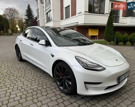 Білий Тесла Модель 3, об'ємом двигуна 0 л та пробігом 105 тис. км за 22250 $, фото 25 на Automoto.ua