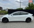 Білий Тесла Модель 3, об'ємом двигуна 0 л та пробігом 76 тис. км за 13900 $, фото 2 на Automoto.ua