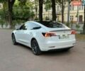Білий Тесла Модель 3, об'ємом двигуна 0 л та пробігом 124 тис. км за 17300 $, фото 3 на Automoto.ua