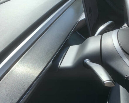 Белый Тесла Модель 3, объемом двигателя 0 л и пробегом 72 тыс. км за 22999 $, фото 37 на Automoto.ua
