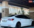 Белый Тесла Модель 3, объемом двигателя 0 л и пробегом 80 тыс. км за 18999 $, фото 12 на Automoto.ua