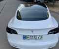 Белый Тесла Модель 3, объемом двигателя 0 л и пробегом 99 тыс. км за 15506 $, фото 2 на Automoto.ua