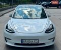 Білий Тесла Модель 3, об'ємом двигуна 0 л та пробігом 177 тис. км за 14400 $, фото 1 на Automoto.ua