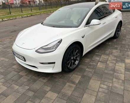 Белый Тесла Модель 3, объемом двигателя 0 л и пробегом 100 тыс. км за 18400 $, фото 2 на Automoto.ua