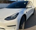Белый Тесла Модель 3, объемом двигателя 0 л и пробегом 155 тыс. км за 16300 $, фото 2 на Automoto.ua