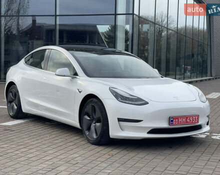 Белый Тесла Модель 3, объемом двигателя 0 л и пробегом 120 тыс. км за 17000 $, фото 12 на Automoto.ua