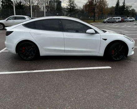 Білий Тесла Модель 3, об'ємом двигуна 0 л та пробігом 139 тис. км за 18900 $, фото 6 на Automoto.ua