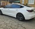 Белый Тесла Модель 3, объемом двигателя 0 л и пробегом 87 тыс. км за 15700 $, фото 3 на Automoto.ua