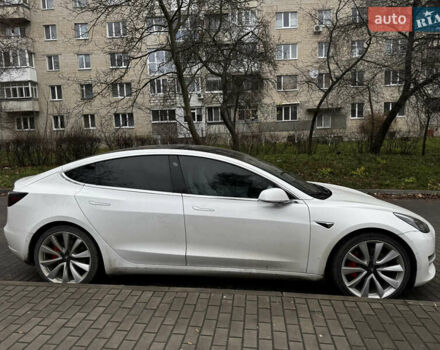 Білий Тесла Модель 3, об'ємом двигуна 0 л та пробігом 240 тис. км за 16700 $, фото 2 на Automoto.ua