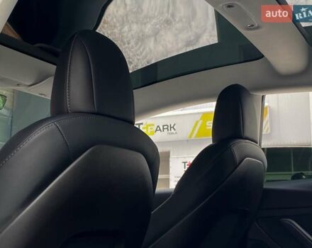 Белый Тесла Модель 3, объемом двигателя 0 л и пробегом 45 тыс. км за 17700 $, фото 15 на Automoto.ua