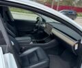 Белый Тесла Модель 3, объемом двигателя 0 л и пробегом 128 тыс. км за 17899 $, фото 26 на Automoto.ua