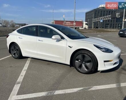 Білий Тесла Модель 3, об'ємом двигуна 0 л та пробігом 105 тис. км за 17200 $, фото 15 на Automoto.ua