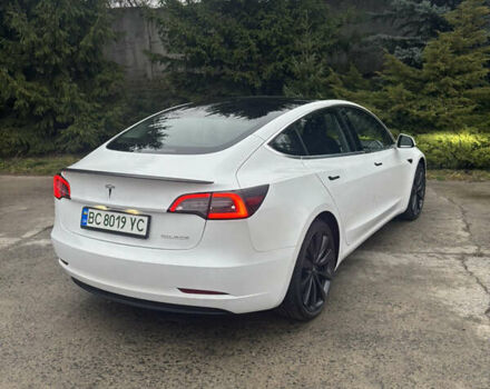 Білий Тесла Модель 3, об'ємом двигуна 0 л та пробігом 208 тис. км за 16500 $, фото 5 на Automoto.ua