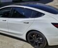 Білий Тесла Модель 3, об'ємом двигуна 0 л та пробігом 75 тис. км за 24800 $, фото 5 на Automoto.ua