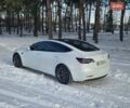 Білий Тесла Модель 3, об'ємом двигуна 0 л та пробігом 78 тис. км за 16500 $, фото 3 на Automoto.ua