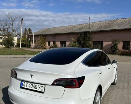 Білий Тесла Модель 3, об'ємом двигуна 0 л та пробігом 144 тис. км за 15800 $, фото 6 на Automoto.ua