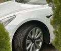 Білий Тесла Модель 3, об'ємом двигуна 0 л та пробігом 61 тис. км за 18500 $, фото 11 на Automoto.ua