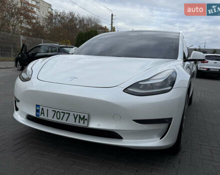 Тесла Модель 3 2019 у Белой Церкве на Automoto.ua Білий Тесла Модель 3, об'ємом двигуна 0 л та пробігом 44 тис. км за 15900 $, фото 4 на Automoto.ua